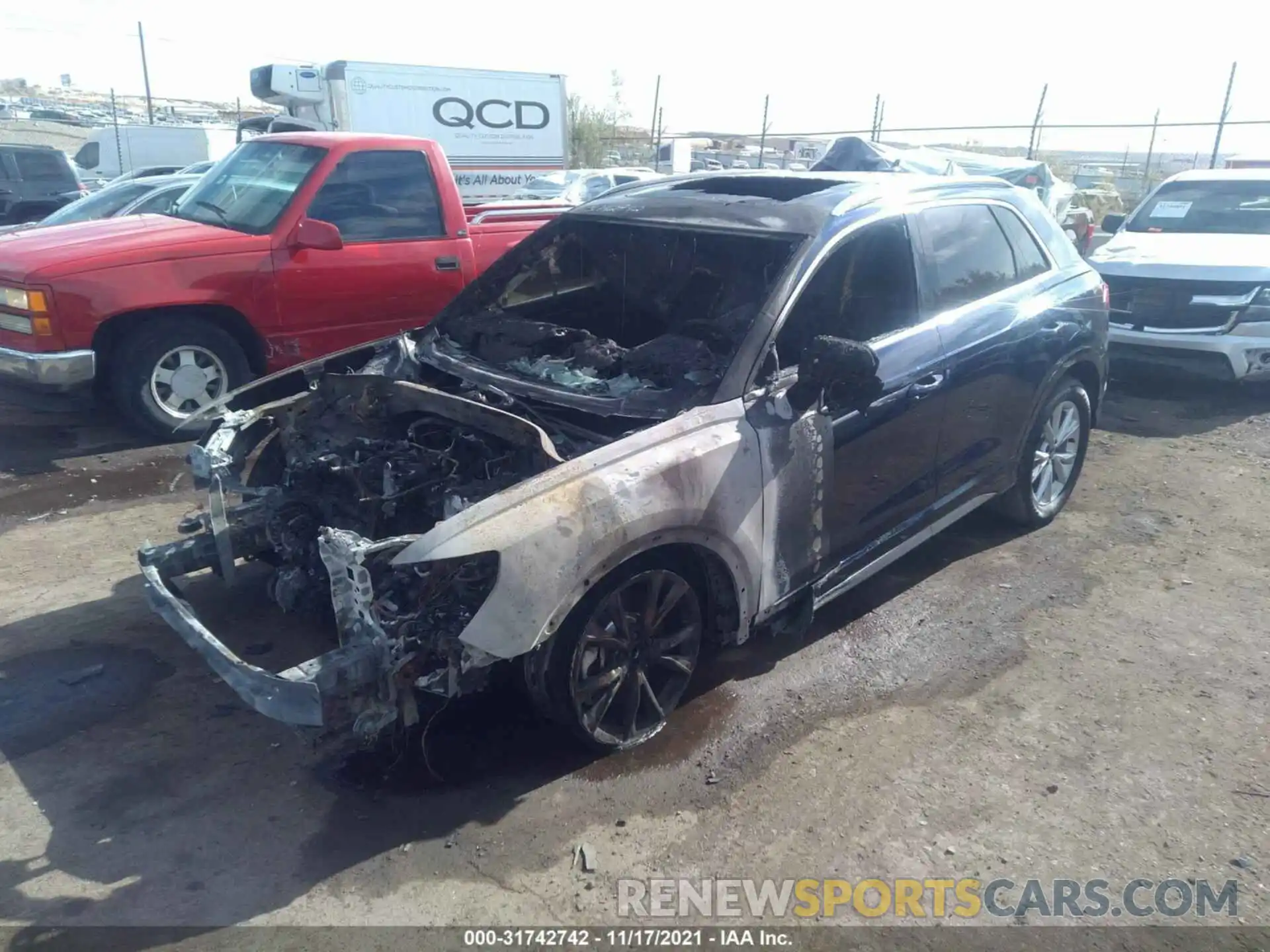 2 Photograph of a damaged car WA1EECF35N1018631 AUDI Q3 2022