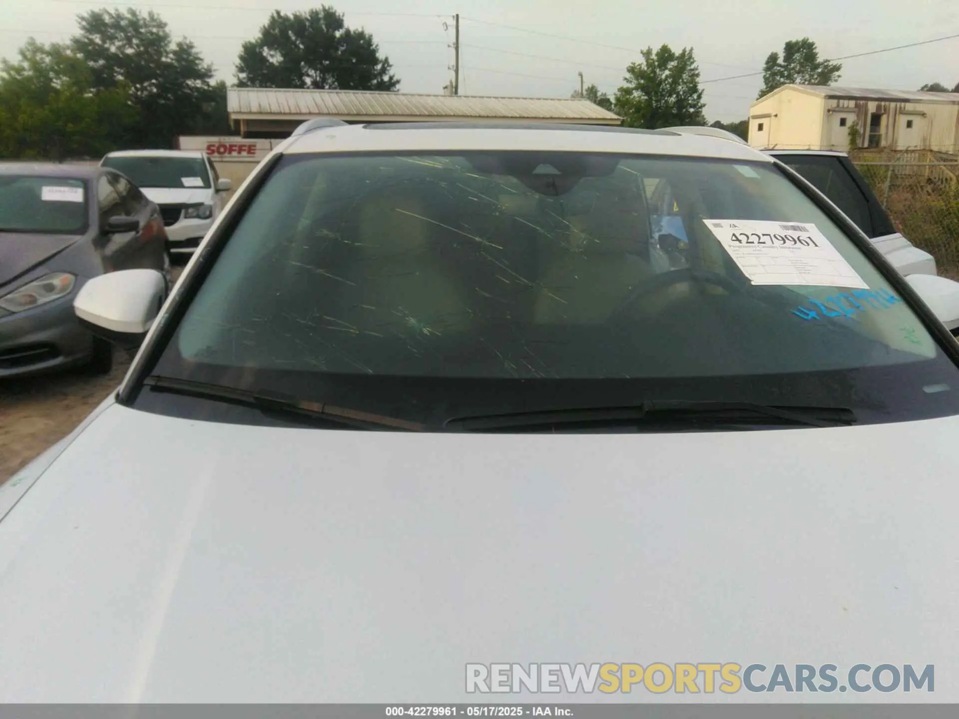 6 Photograph of a damaged car WA1EECF35N1035137 AUDI Q3 2022