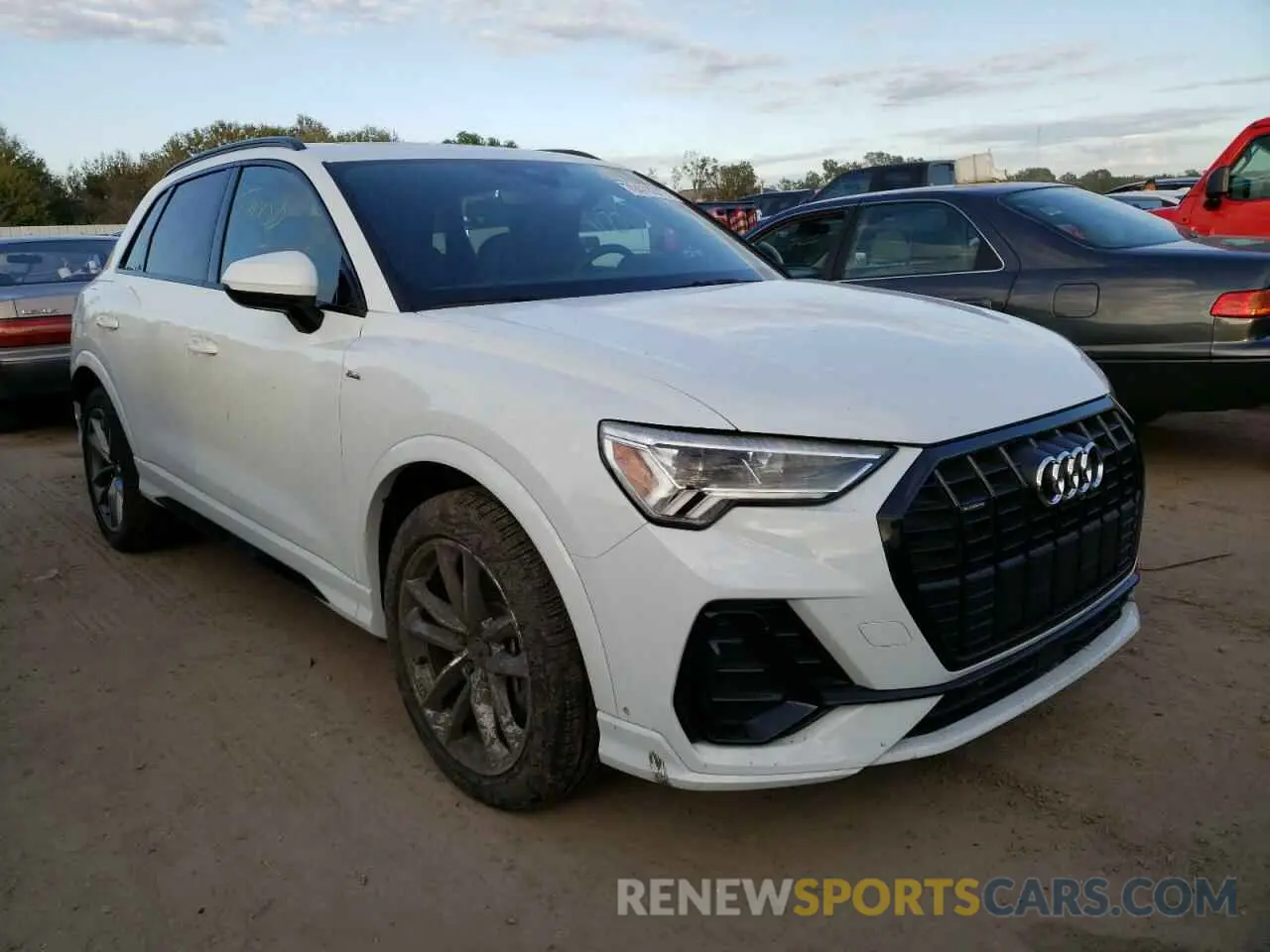 4 Photograph of a damaged car WA1EECF35N1076786 AUDI Q3 2022