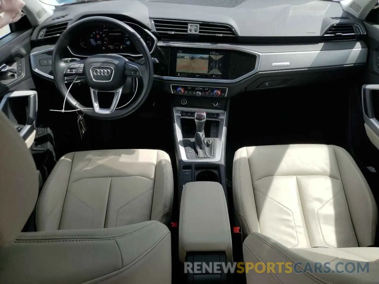 8 Photograph of a damaged car WA1EECF35N1084418 AUDI Q3 2022