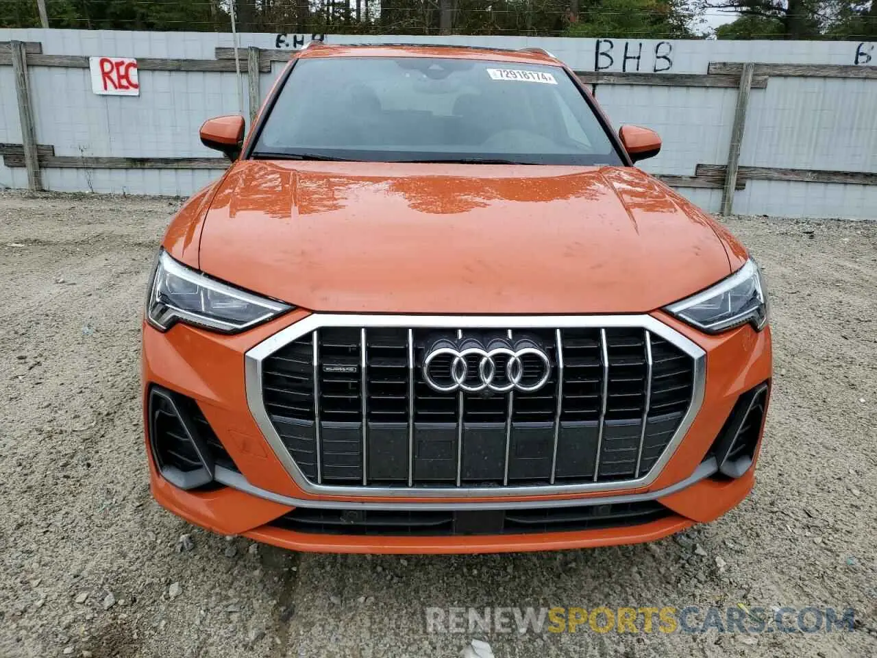5 Photograph of a damaged car WA1EECF37N1018369 AUDI Q3 2022