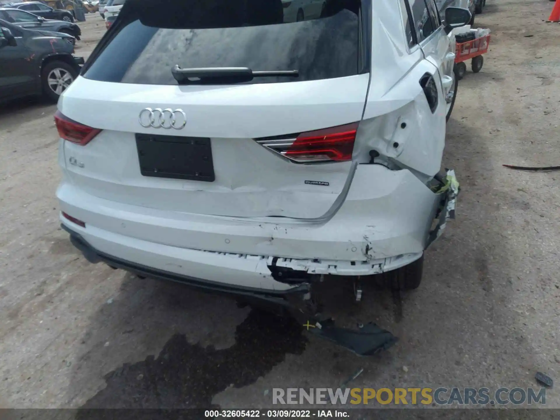 6 Photograph of a damaged car WA1EECF37N1056586 AUDI Q3 2022