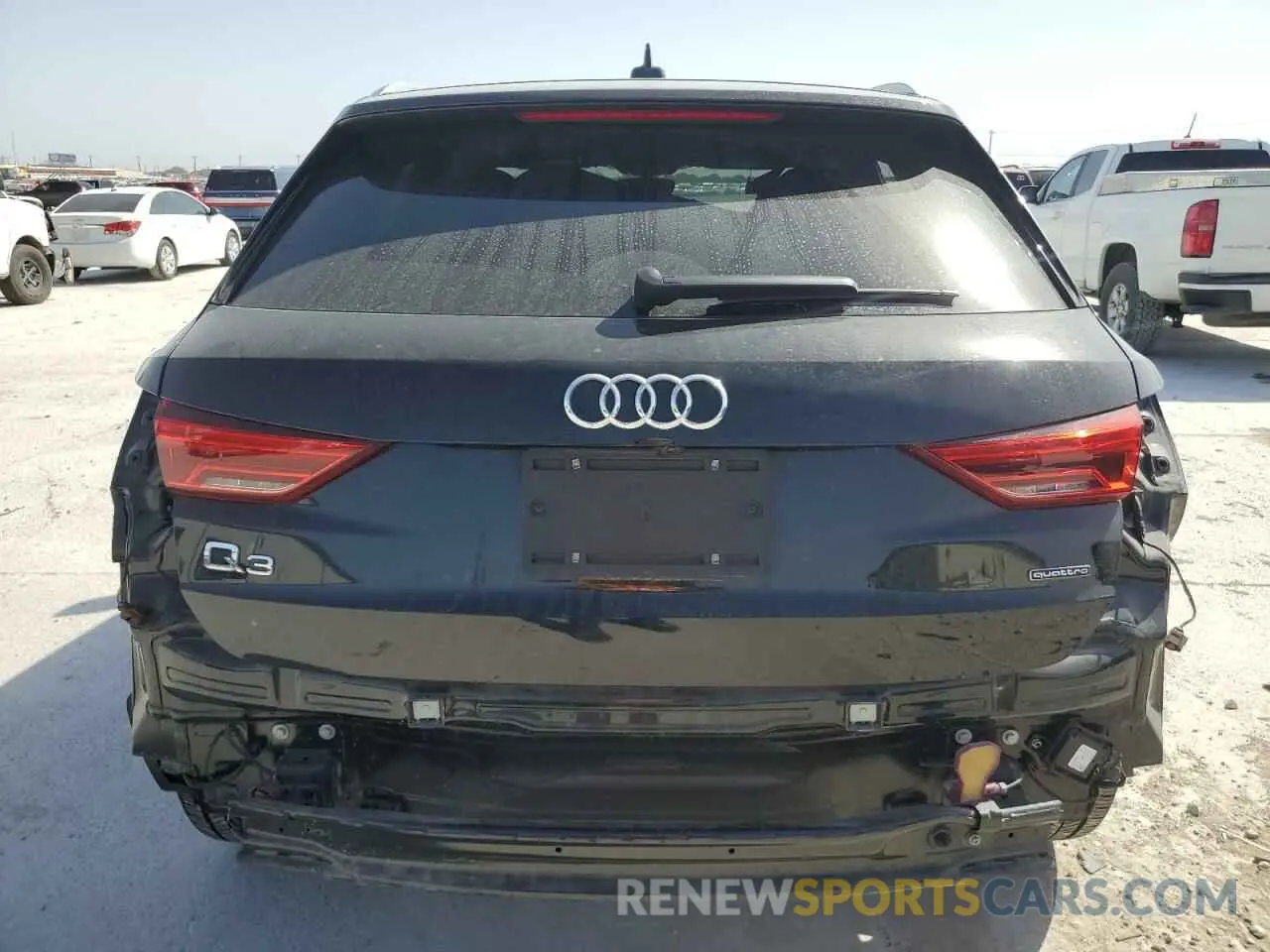 6 Photograph of a damaged car WA1EECF38N1031146 AUDI Q3 2022
