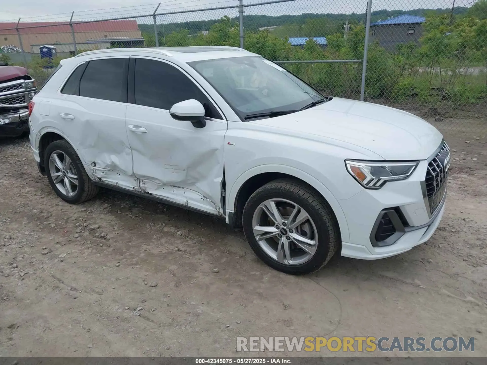 1 Photograph of a damaged car WA1EECF38N1031860 AUDI Q3 2022