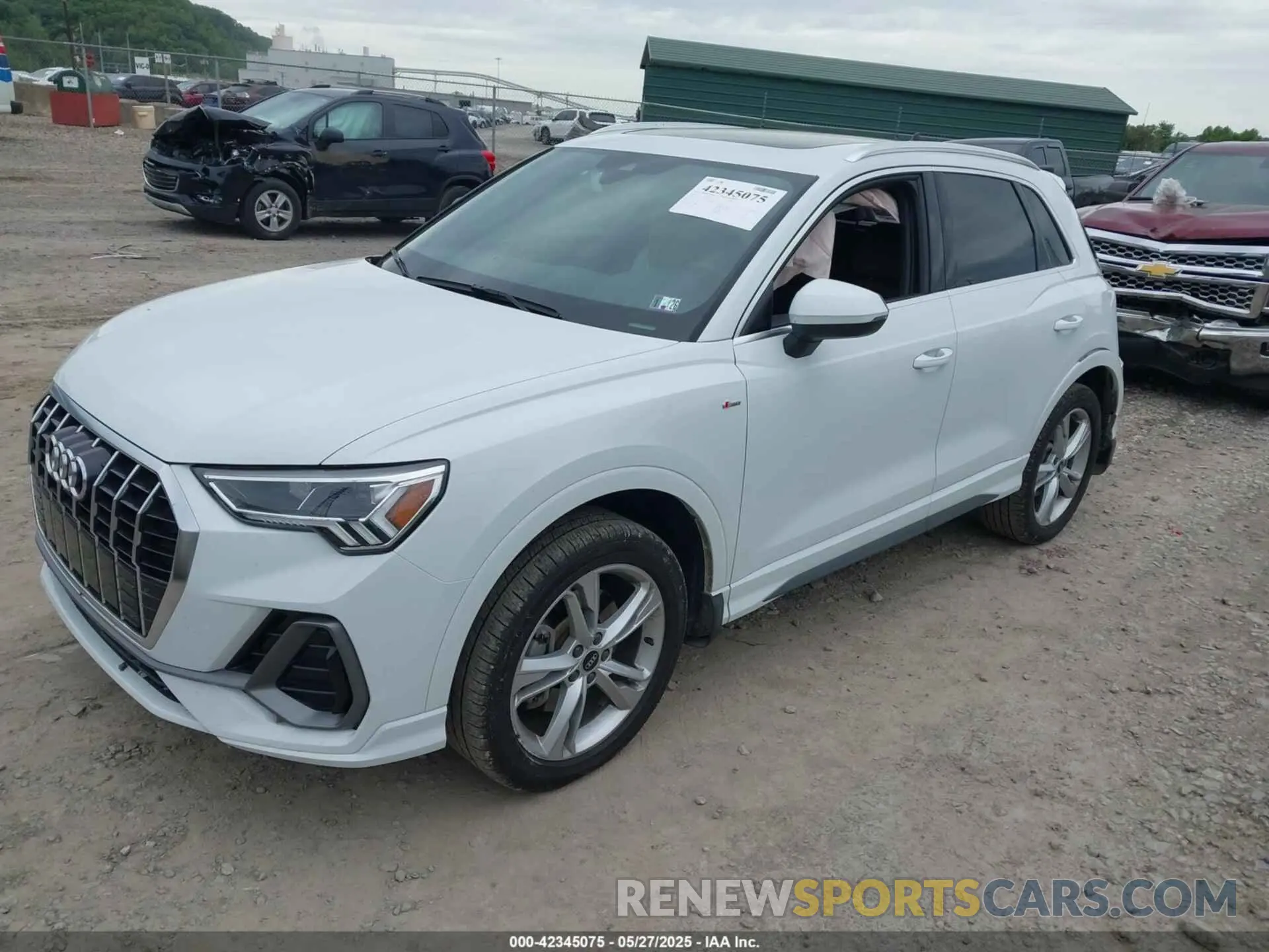 2 Photograph of a damaged car WA1EECF38N1031860 AUDI Q3 2022