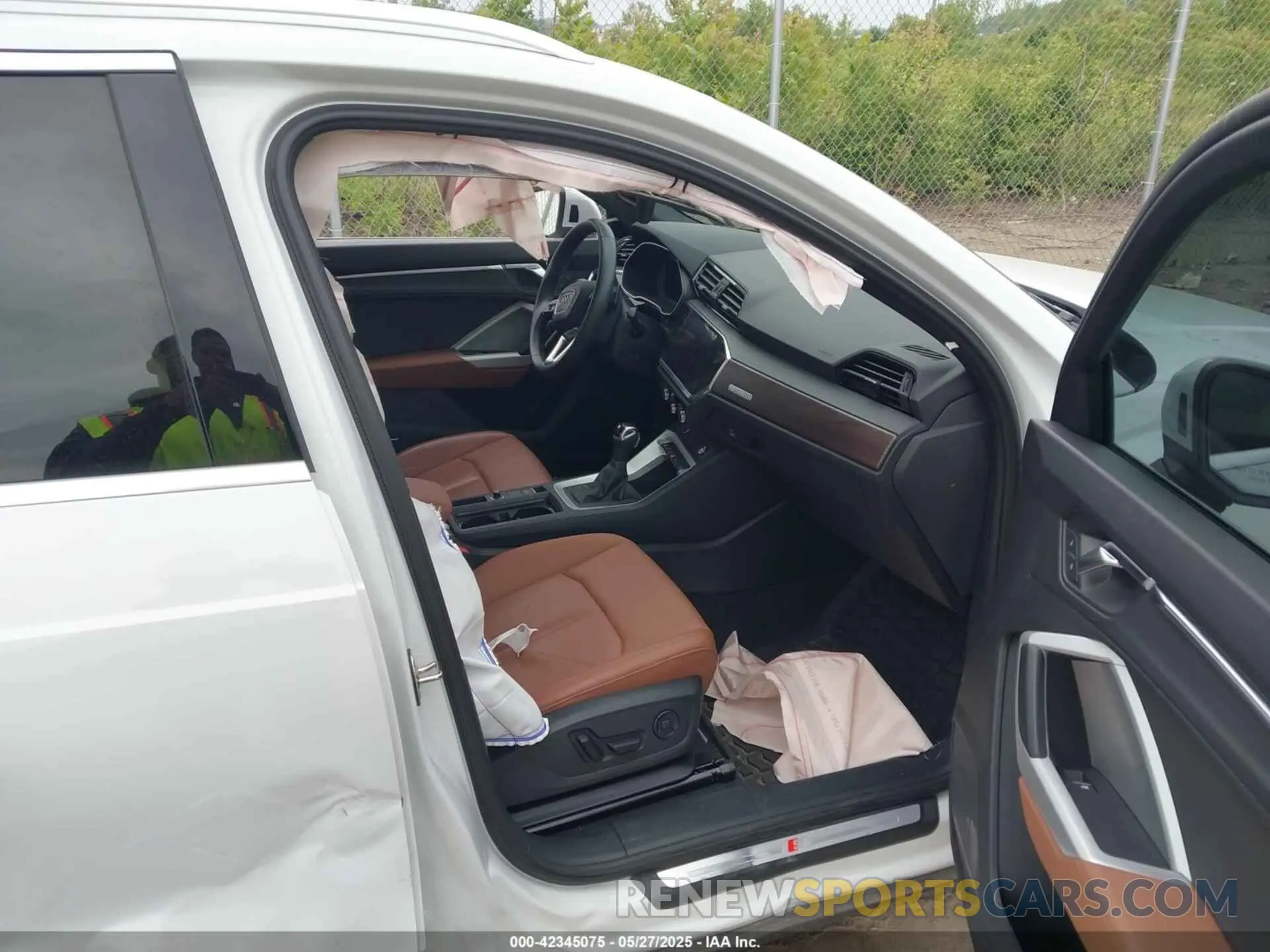 5 Photograph of a damaged car WA1EECF38N1031860 AUDI Q3 2022