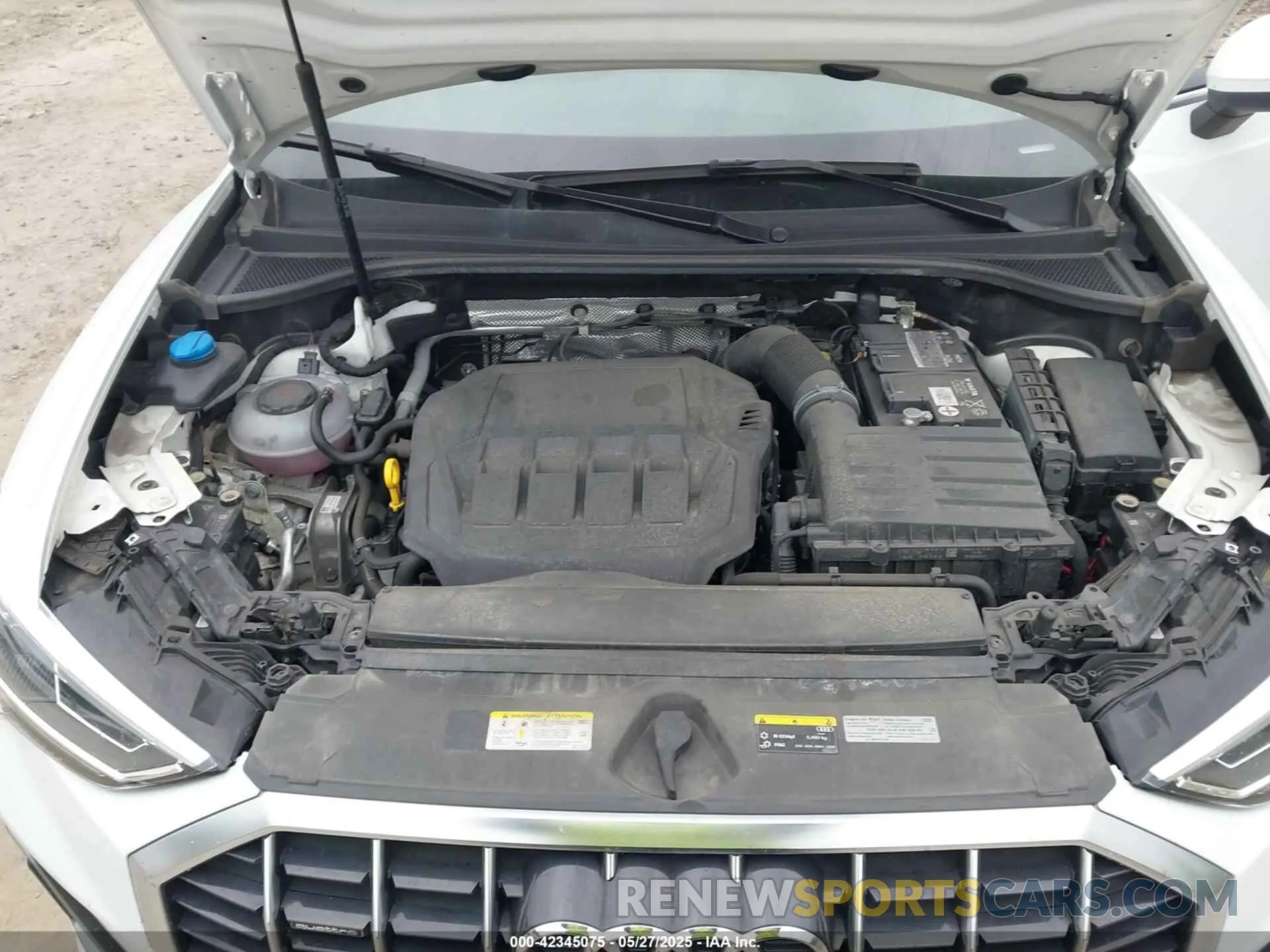 9 Photograph of a damaged car WA1EECF38N1031860 AUDI Q3 2022