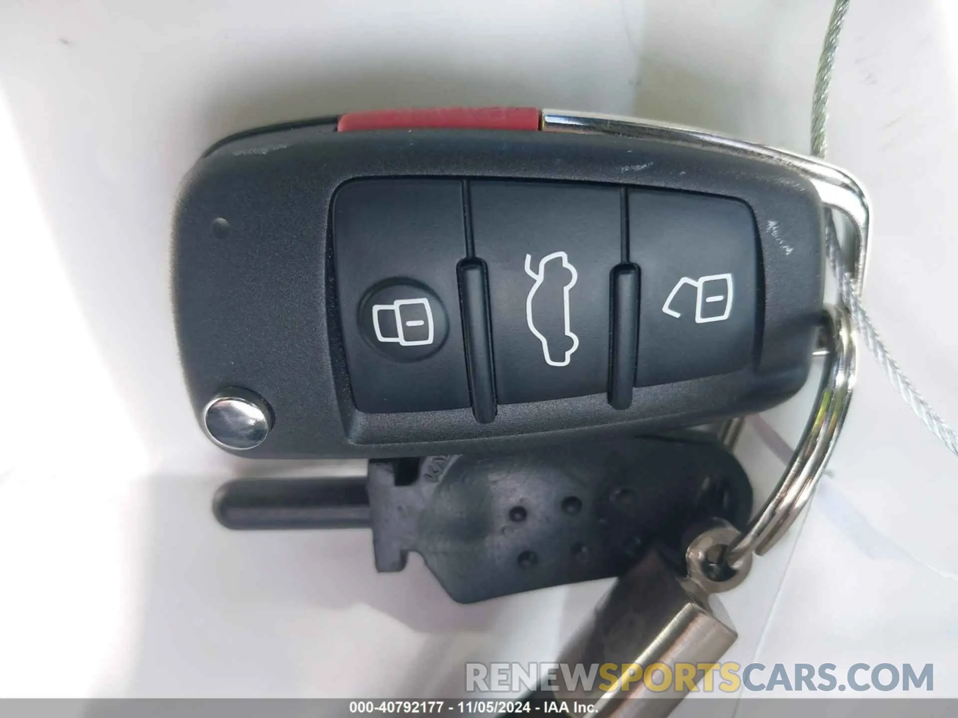 11 Photograph of a damaged car WA1EECF38N1102619 AUDI Q3 2022