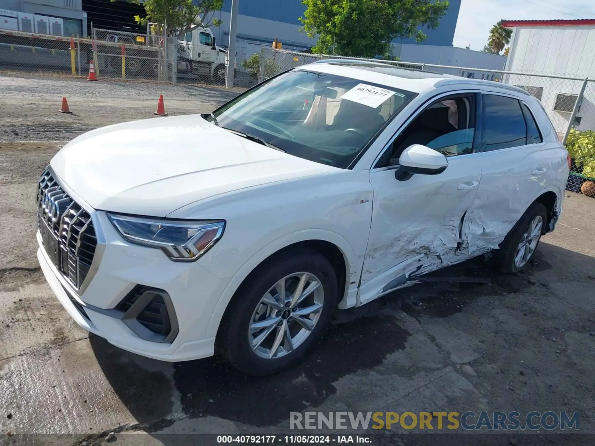2 Photograph of a damaged car WA1EECF38N1102619 AUDI Q3 2022
