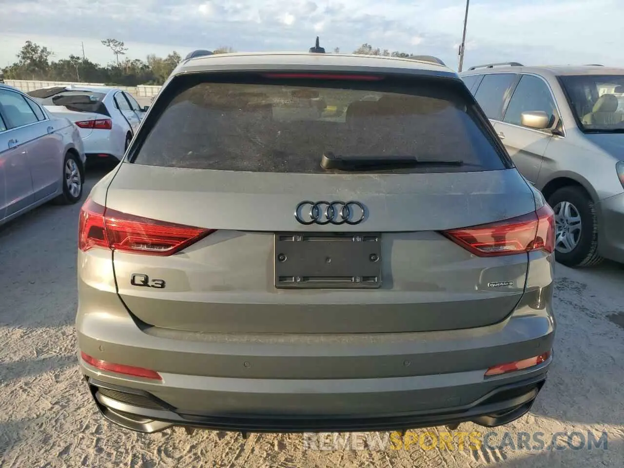 6 Photograph of a damaged car WA1EECF39N1036744 AUDI Q3 2022