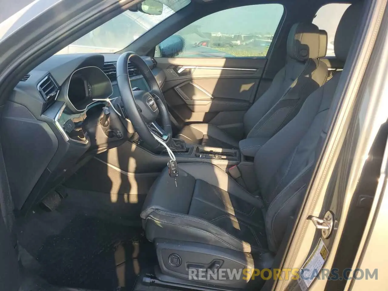 7 Photograph of a damaged car WA1EECF39N1036744 AUDI Q3 2022