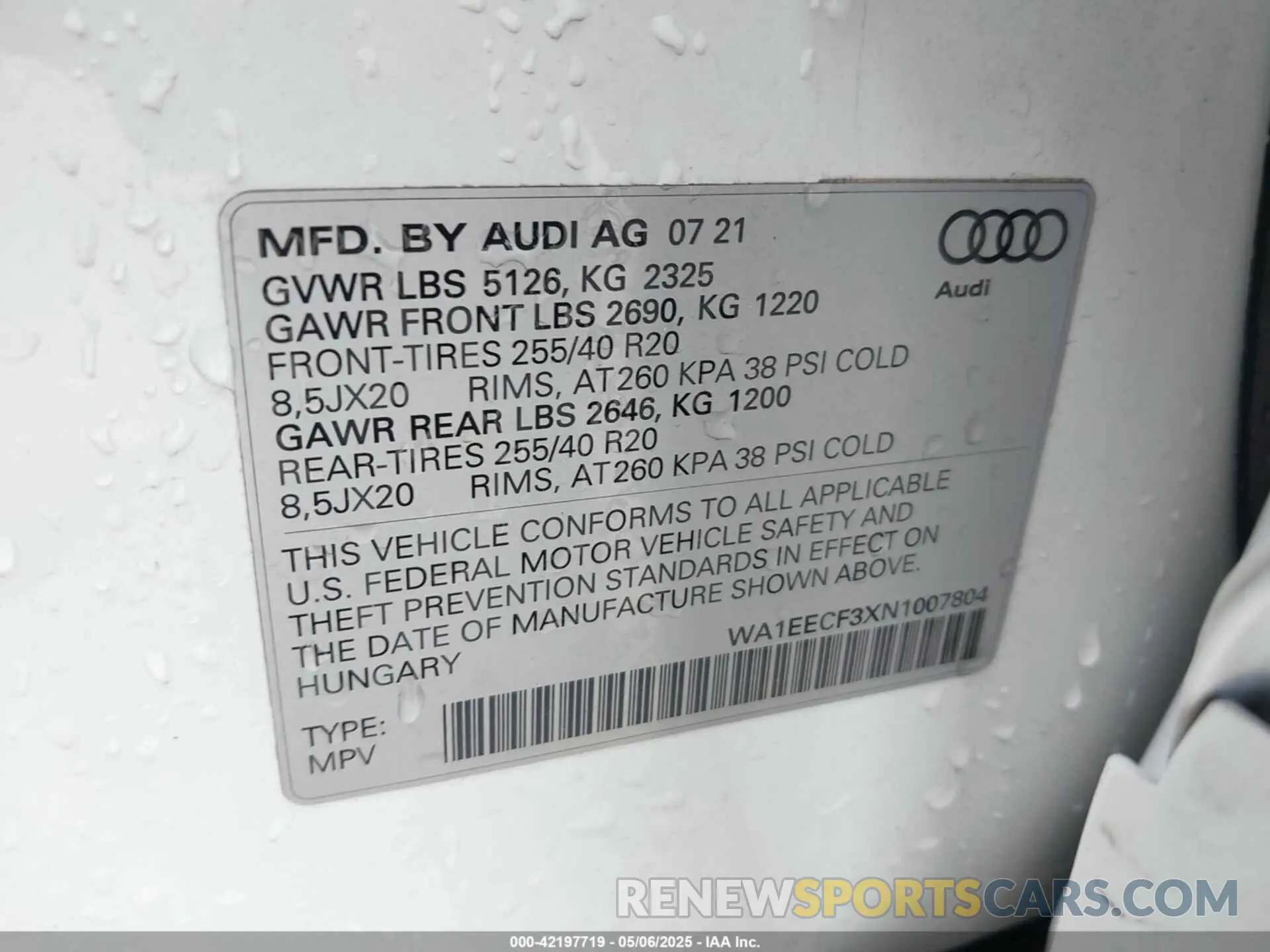 9 Photograph of a damaged car WA1EECF3XN1007804 AUDI Q3 2022