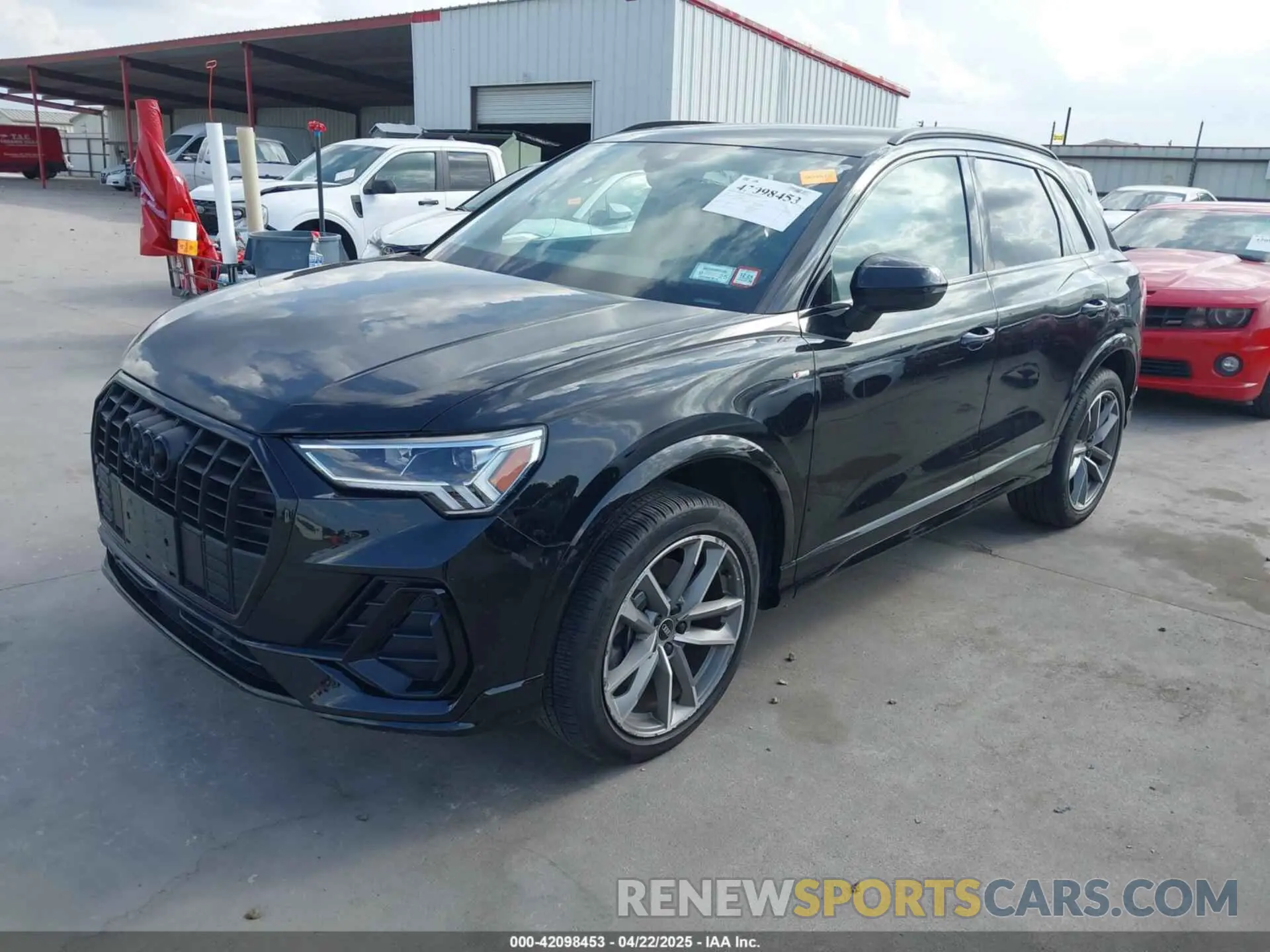 2 Photograph of a damaged car WA1EECF3XN1009942 AUDI Q3 2022
