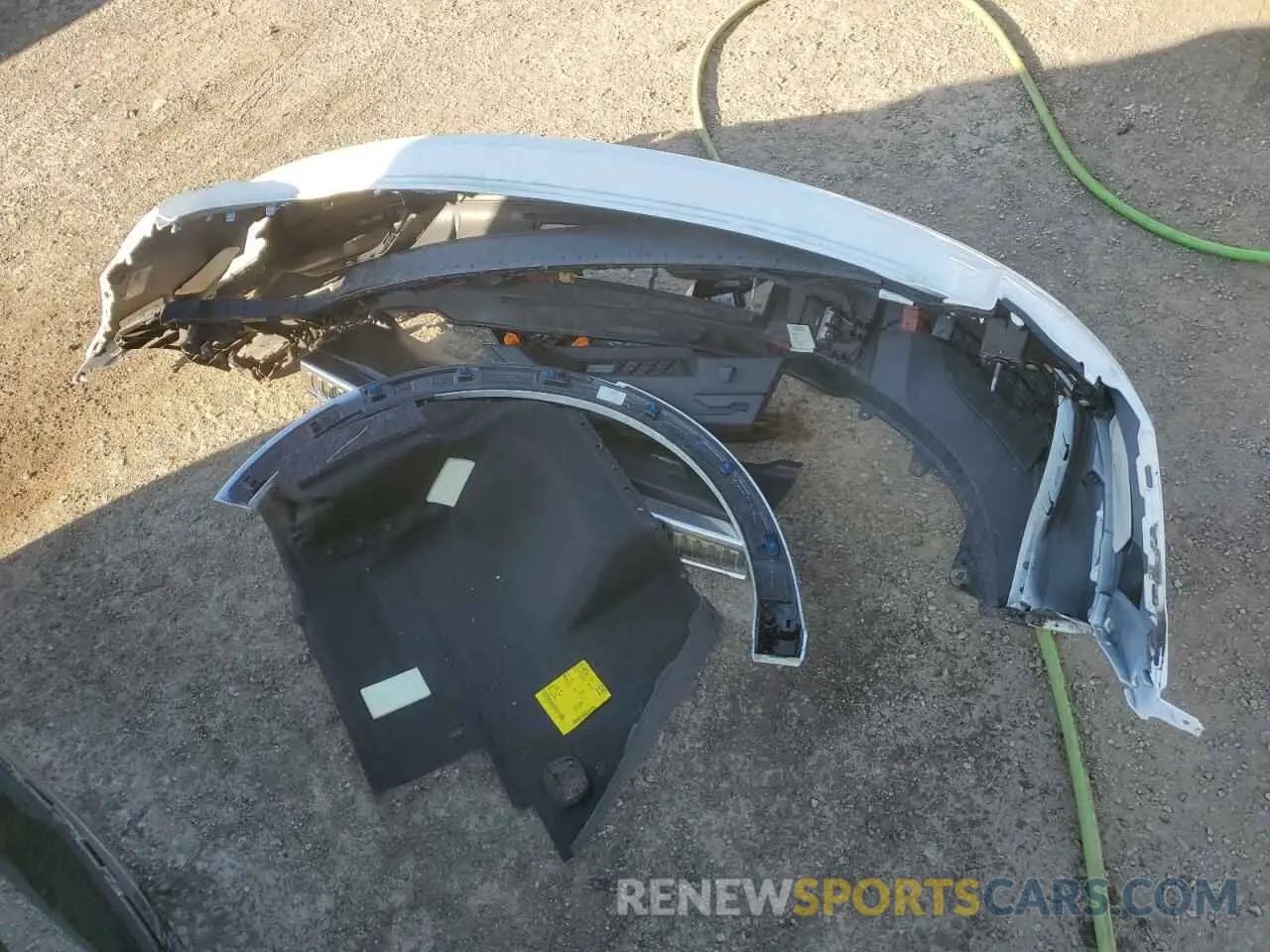 13 Photograph of a damaged car WA1EECF3XN1047381 AUDI Q3 2022