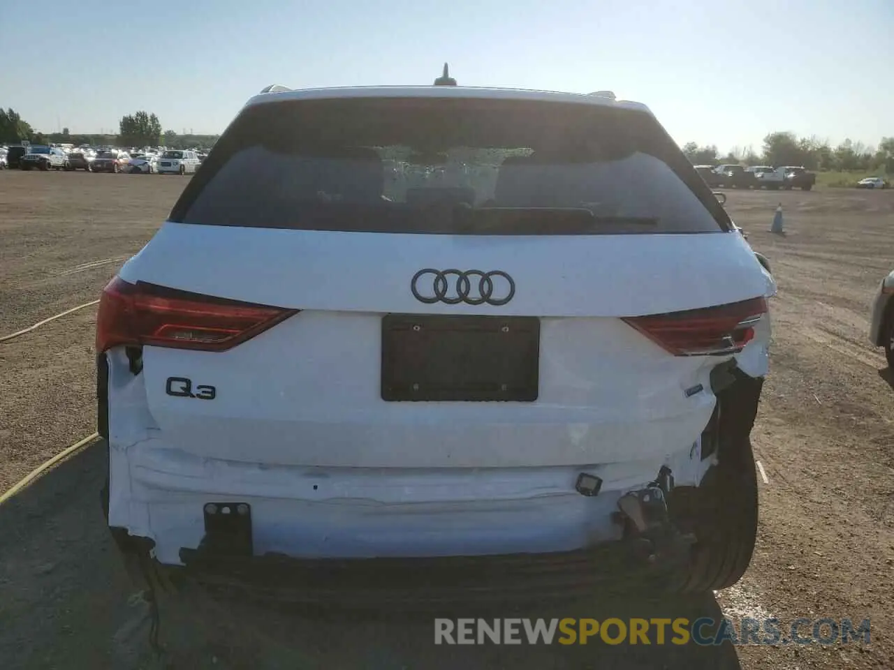 6 Photograph of a damaged car WA1EECF3XN1047381 AUDI Q3 2022