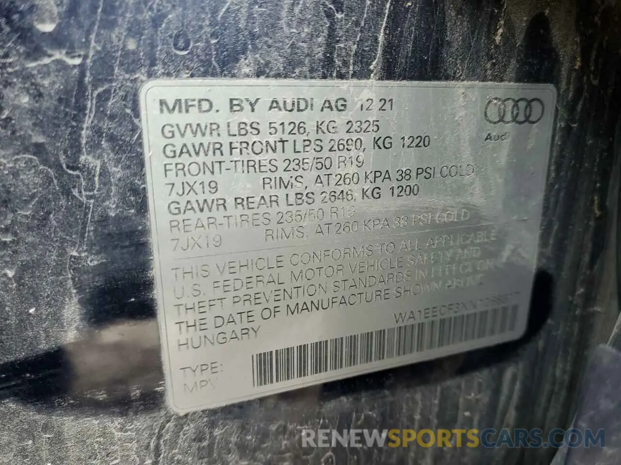13 Photograph of a damaged car WA1EECF3XN1066917 AUDI Q3 2022