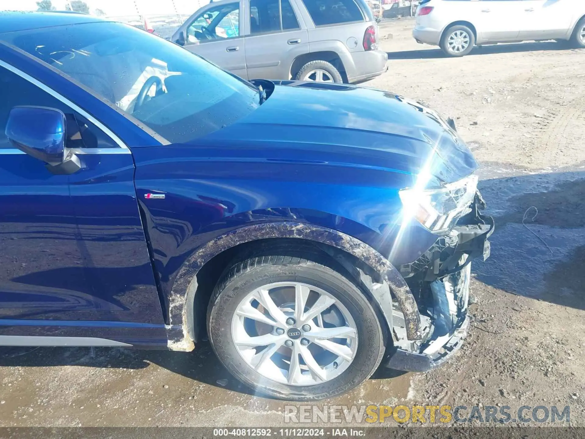 16 Photograph of a damaged car WA1EECF3XN1092966 AUDI Q3 2022