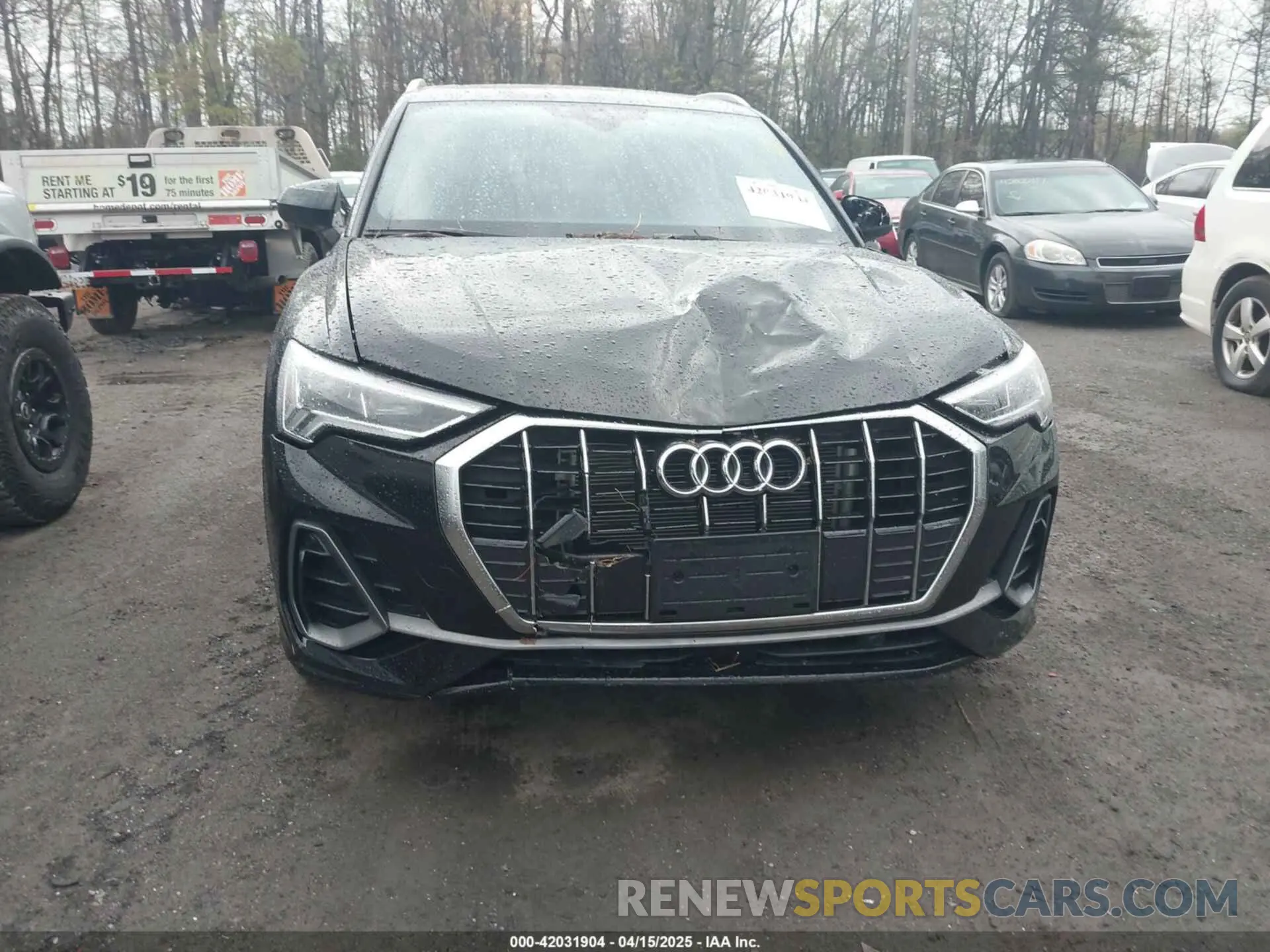 12 Photograph of a damaged car WA1DECF30P1032998 AUDI Q3 2023