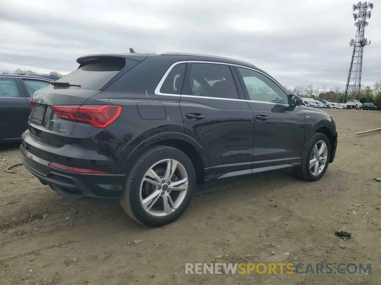3 Photograph of a damaged car WA1DECF32P1031268 AUDI Q3 2023