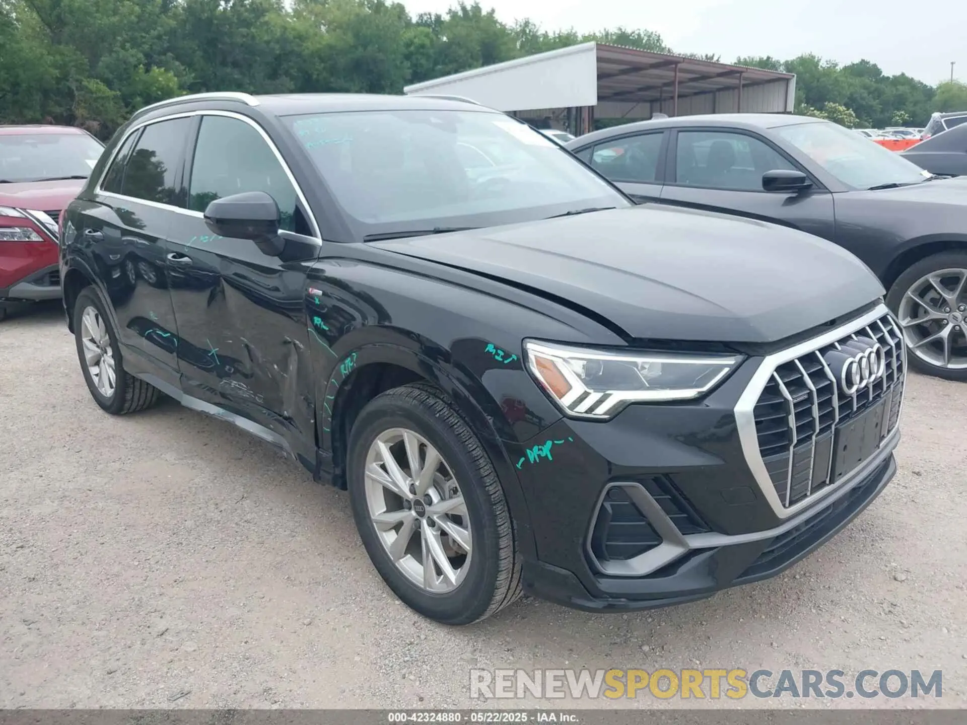 1 Photograph of a damaged car WA1DECF32P1110925 AUDI Q3 2023