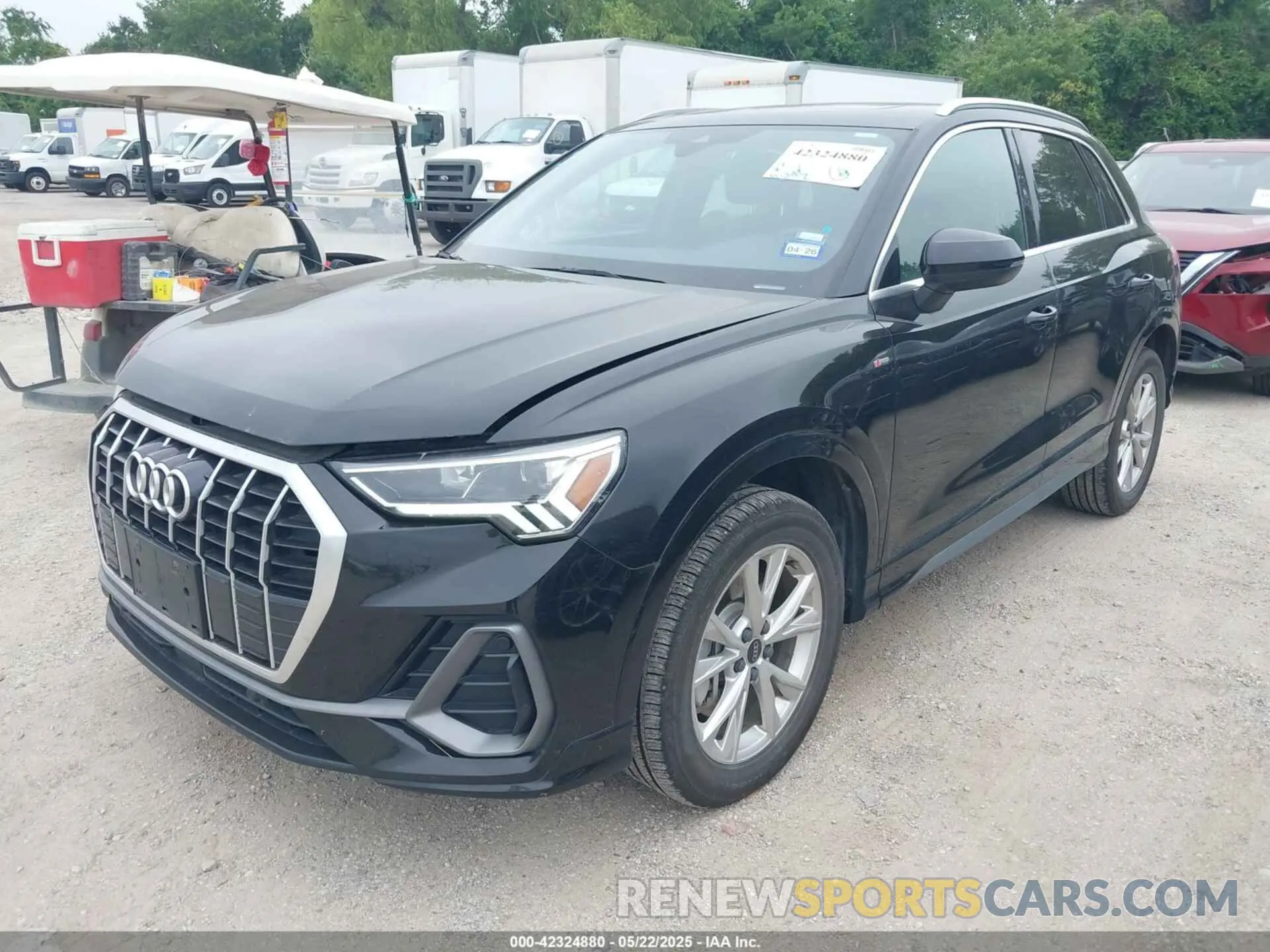 2 Photograph of a damaged car WA1DECF32P1110925 AUDI Q3 2023