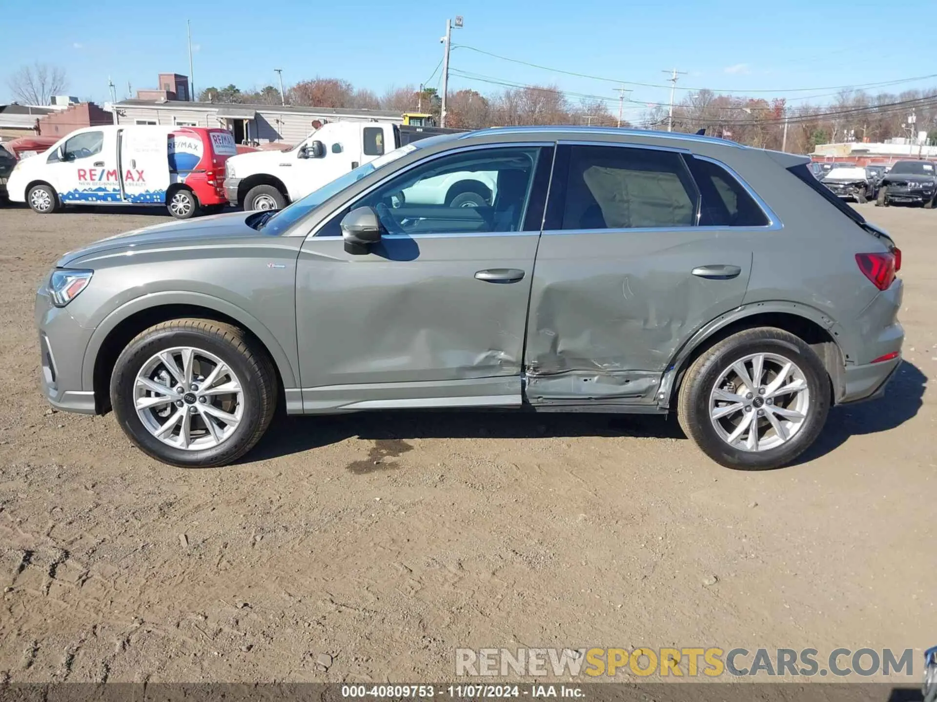 14 Photograph of a damaged car WA1DECF32P1114487 AUDI Q3 2023