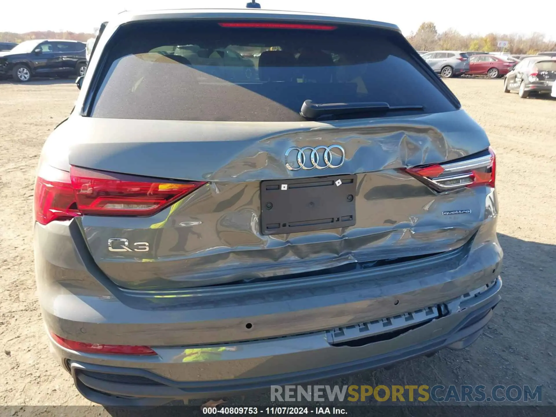 17 Photograph of a damaged car WA1DECF32P1114487 AUDI Q3 2023