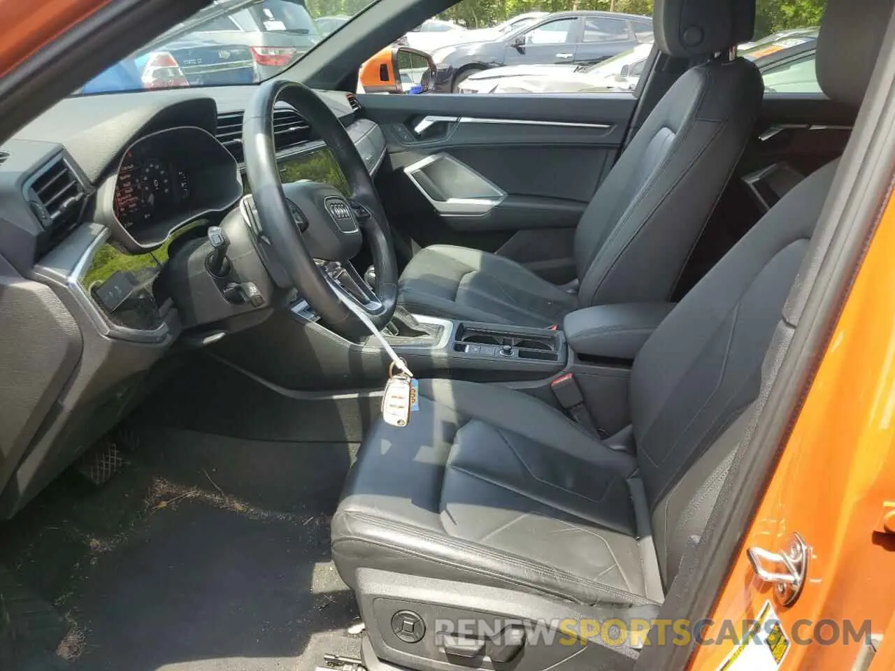 7 Photograph of a damaged car WA1DECF33P1077028 AUDI Q3 2023