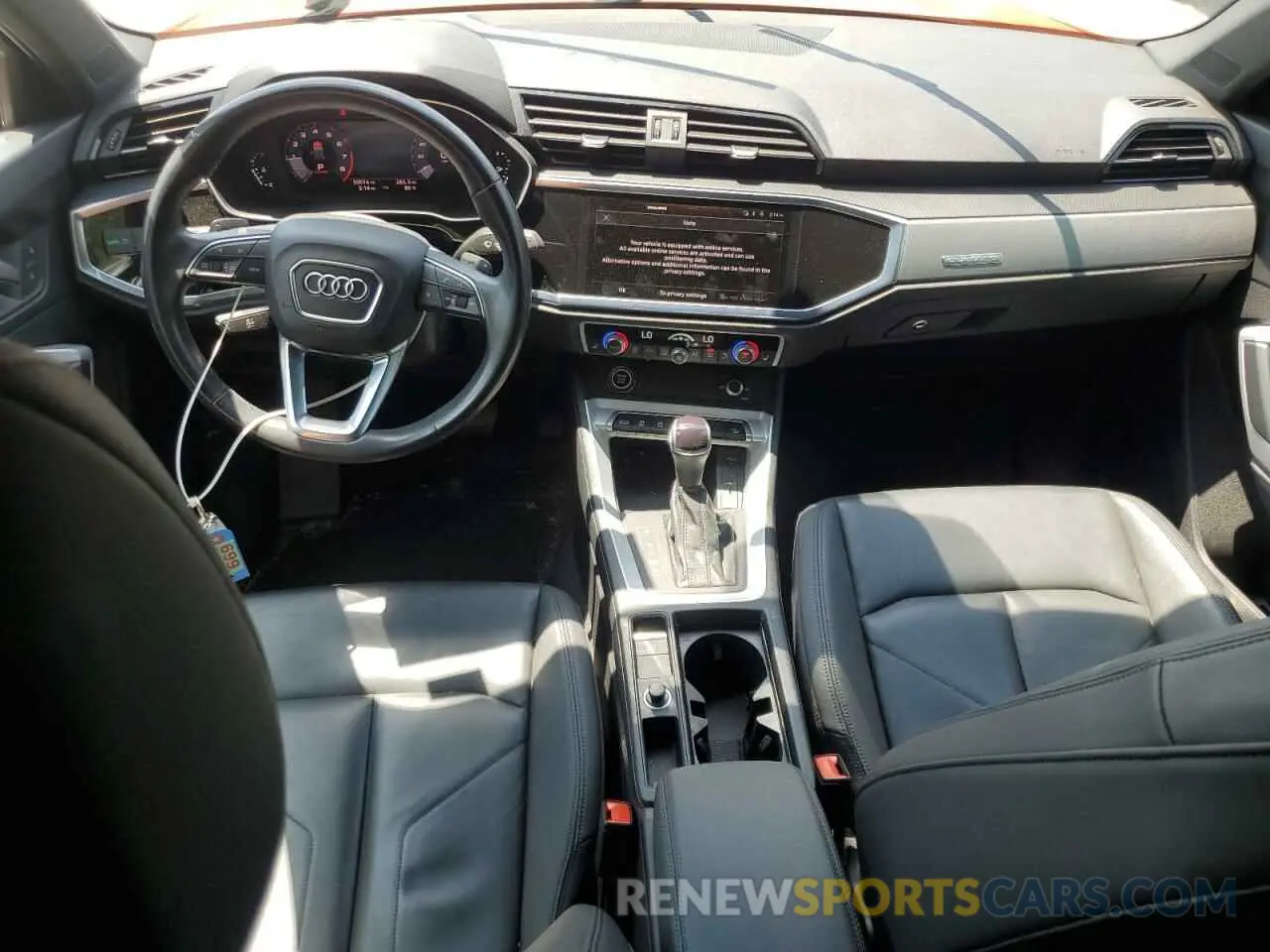 8 Photograph of a damaged car WA1DECF33P1077028 AUDI Q3 2023