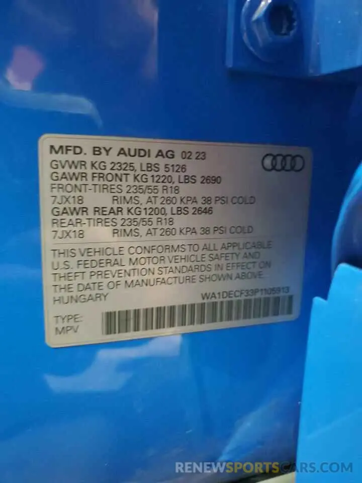 13 Photograph of a damaged car WA1DECF33P1105913 AUDI Q3 2023