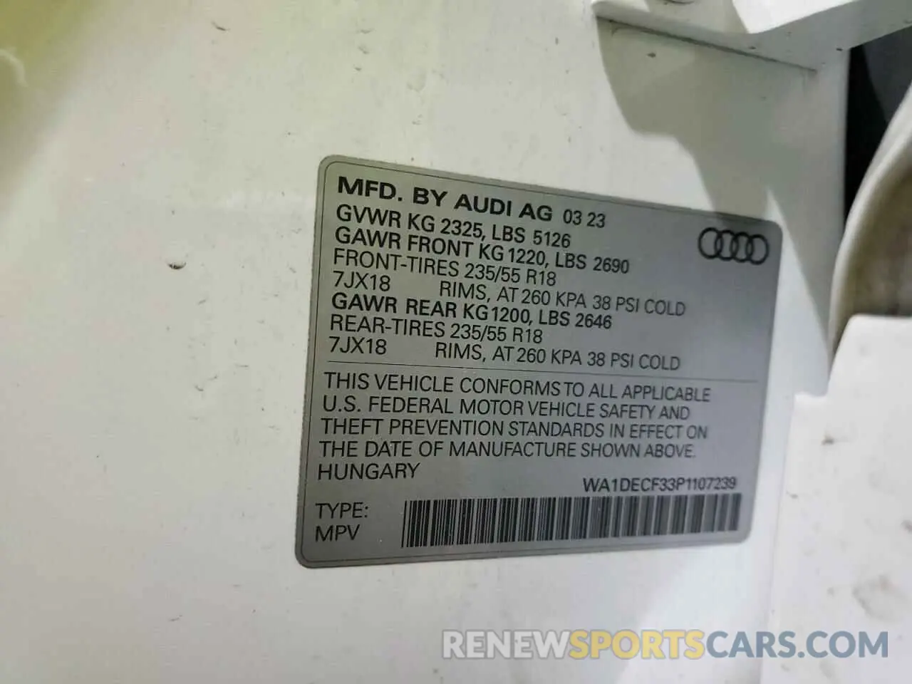 13 Photograph of a damaged car WA1DECF33P1107239 AUDI Q3 2023