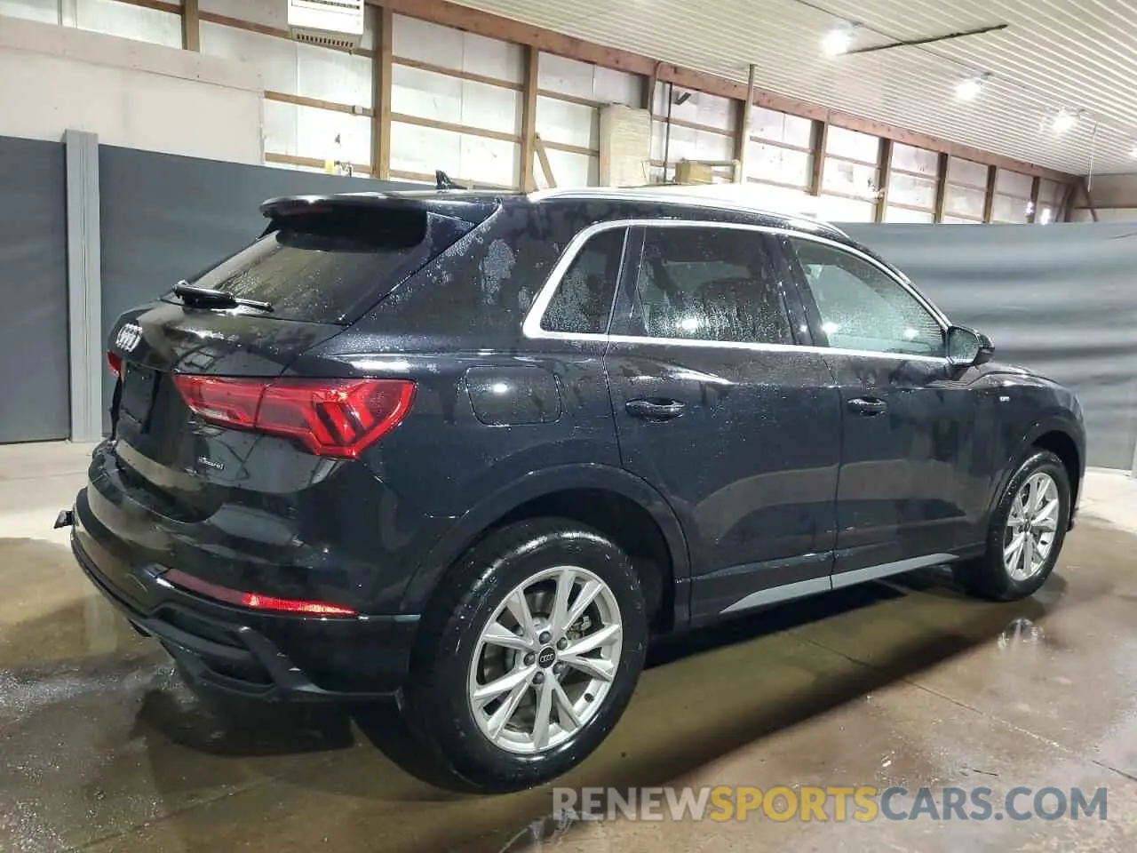 3 Photograph of a damaged car WA1DECF33P1137079 AUDI Q3 2023