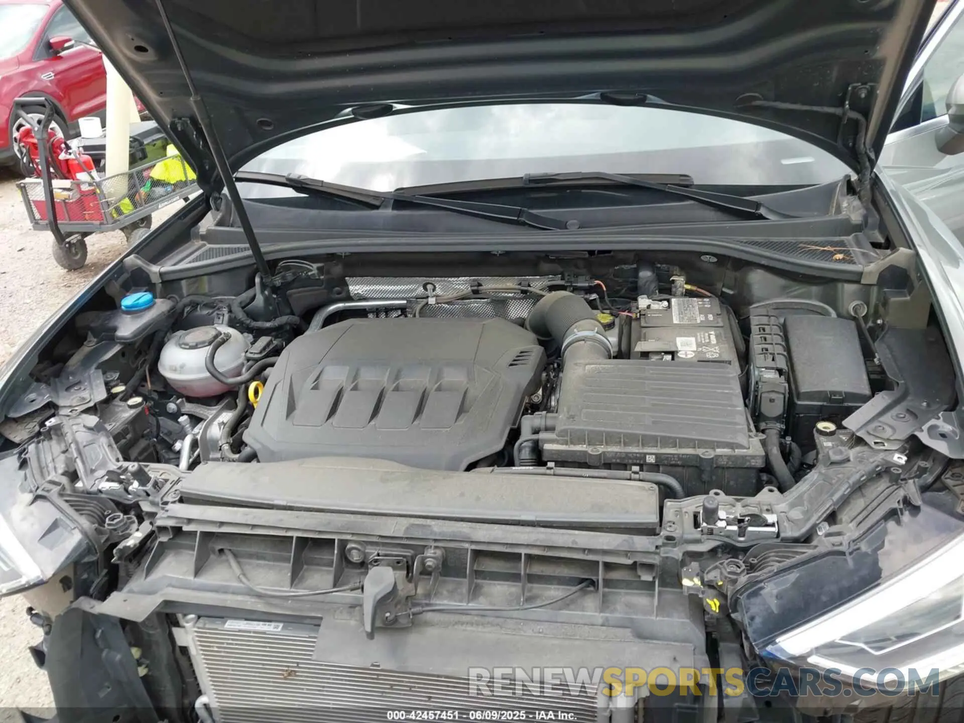 10 Photograph of a damaged car WA1DECF34P1104737 AUDI Q3 2023