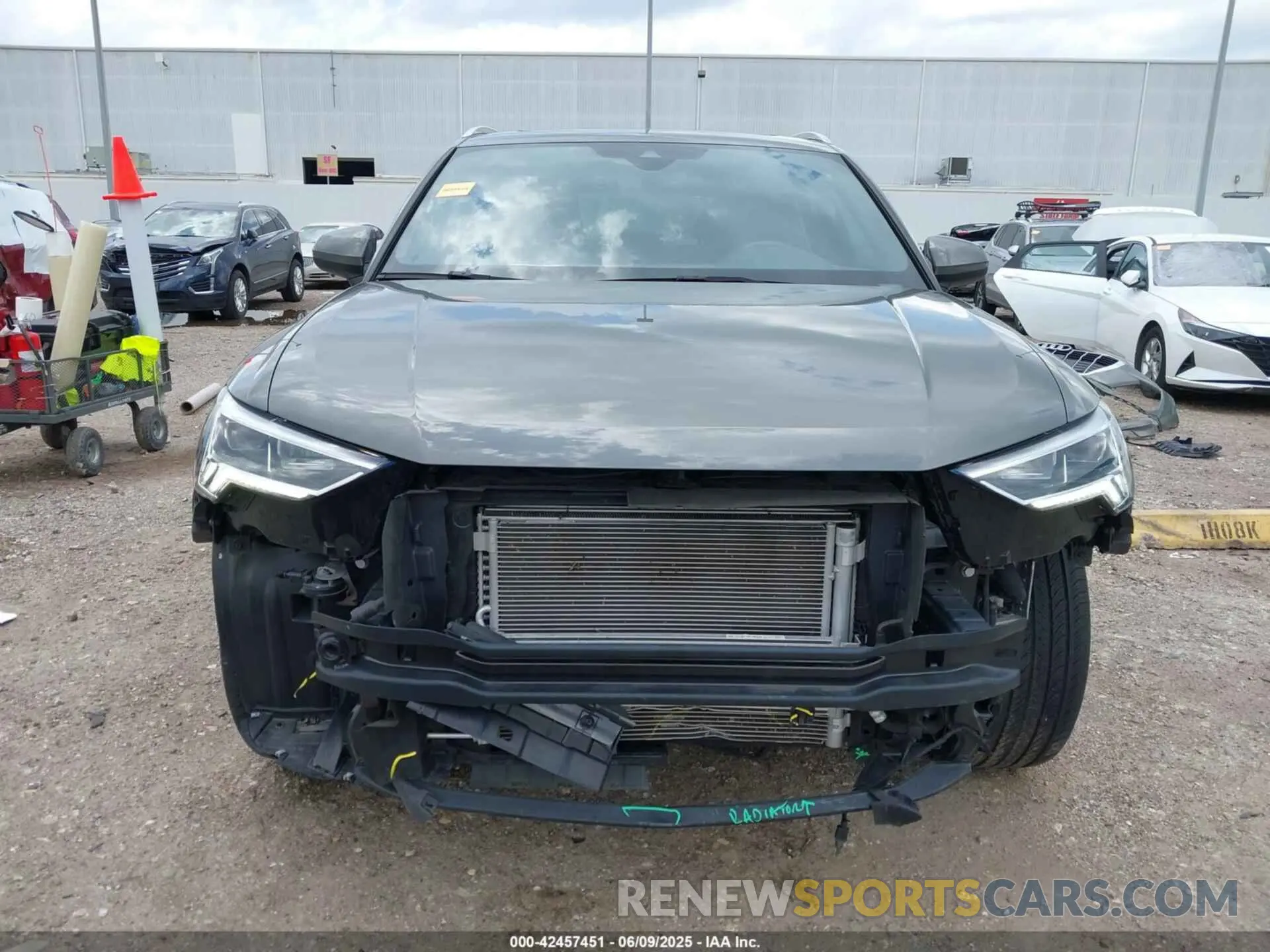 13 Photograph of a damaged car WA1DECF34P1104737 AUDI Q3 2023