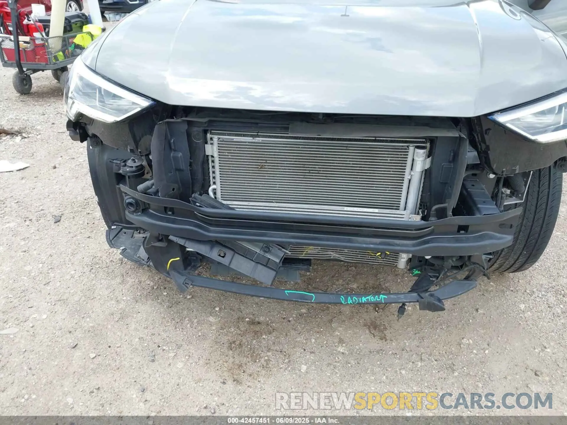 6 Photograph of a damaged car WA1DECF34P1104737 AUDI Q3 2023