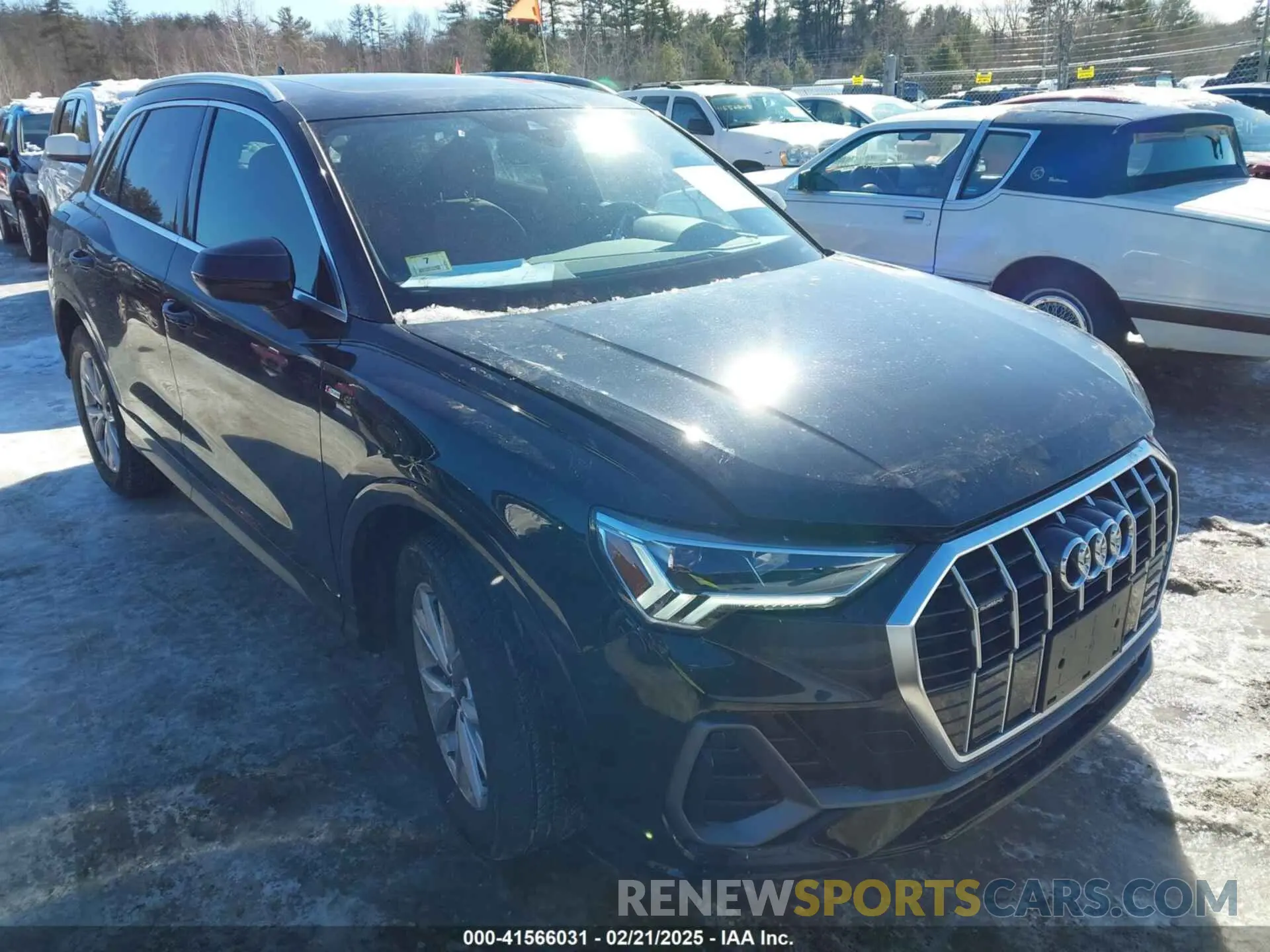 1 Photograph of a damaged car WA1DECF34P1143148 AUDI Q3 2023