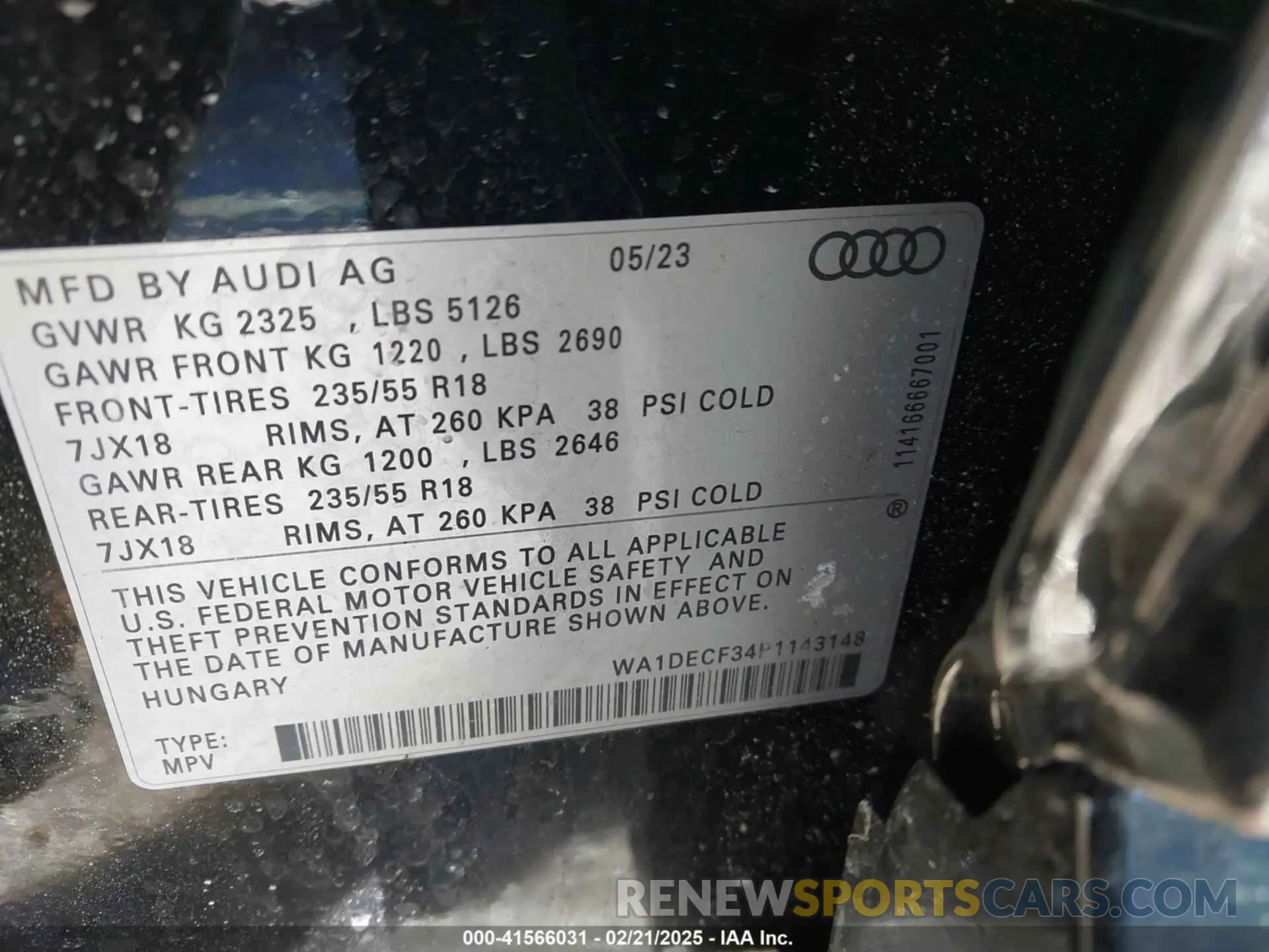 9 Photograph of a damaged car WA1DECF34P1143148 AUDI Q3 2023