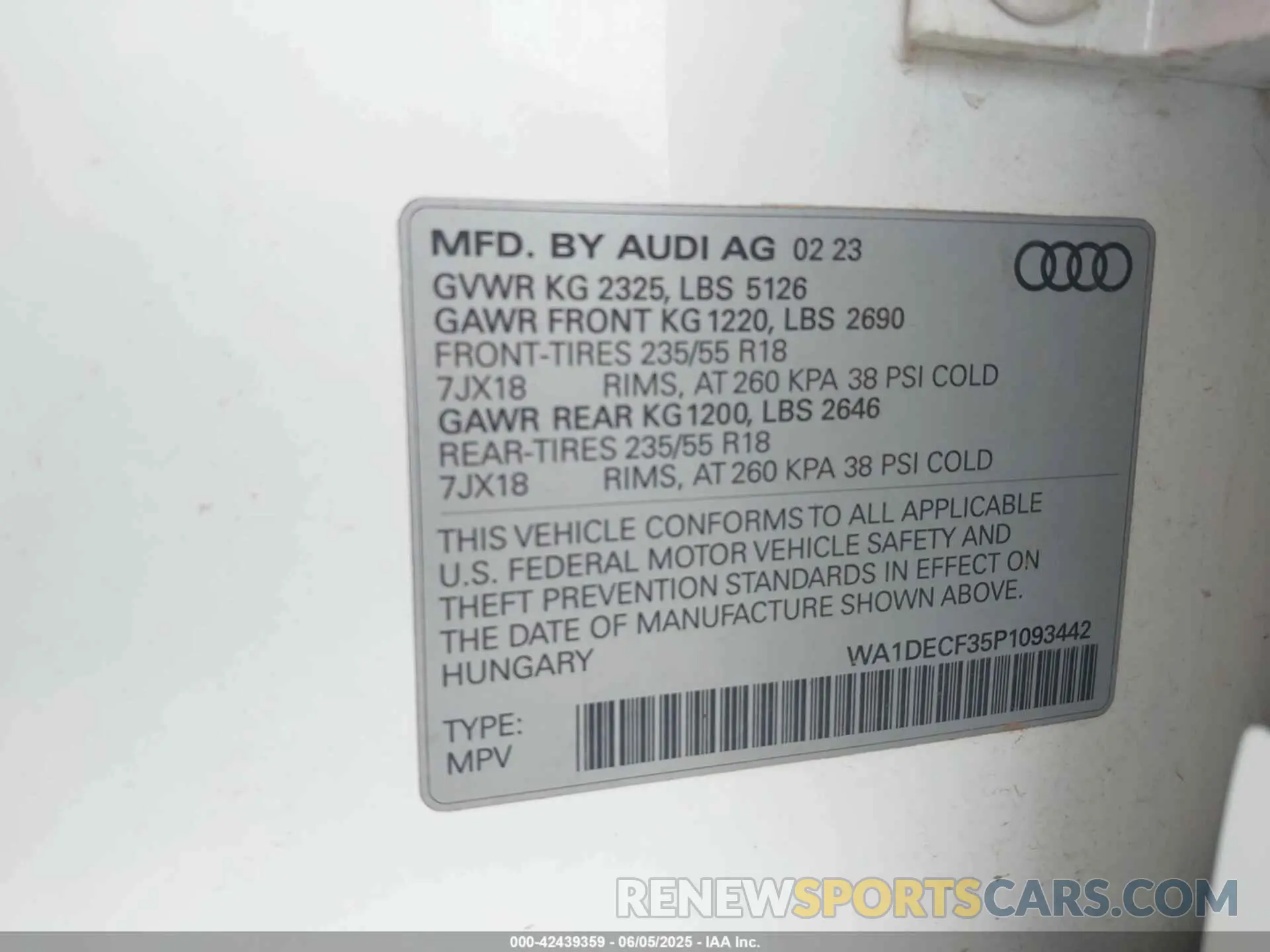 9 Photograph of a damaged car WA1DECF35P1093442 AUDI Q3 2023