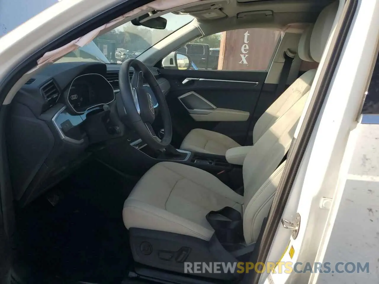 7 Photograph of a damaged car WA1DECF37P1143659 AUDI Q3 2023