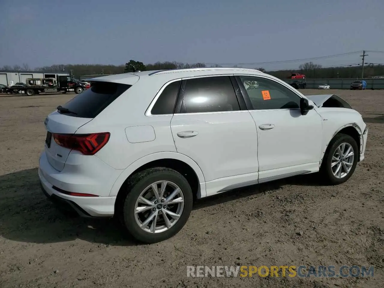 3 Photograph of a damaged car WA1DECF38P1040315 AUDI Q3 2023
