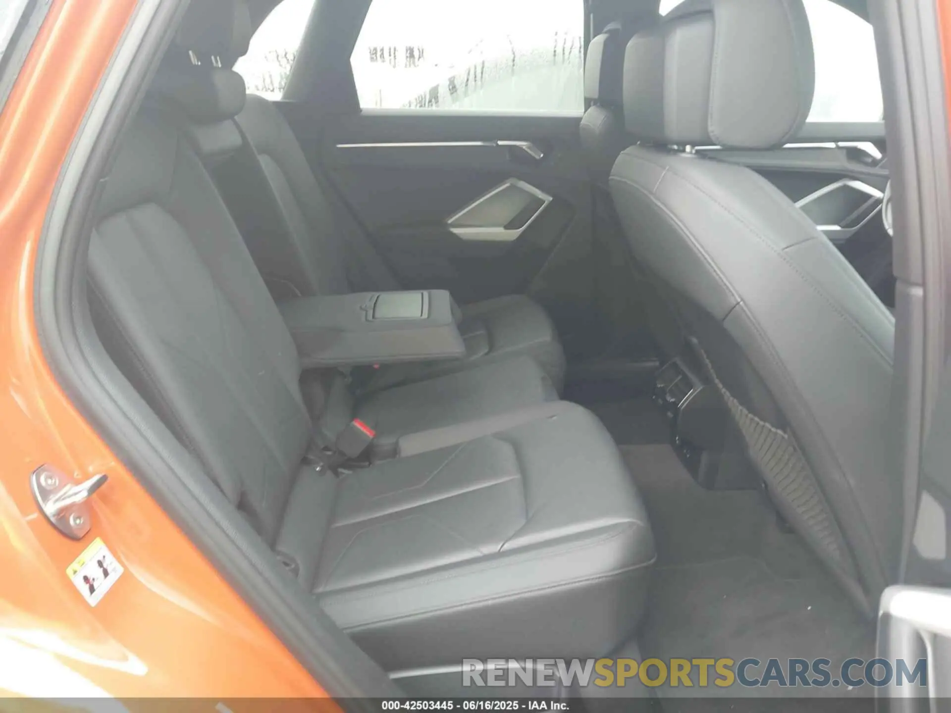 8 Photograph of a damaged car WA1DECF38P1129821 AUDI Q3 2023