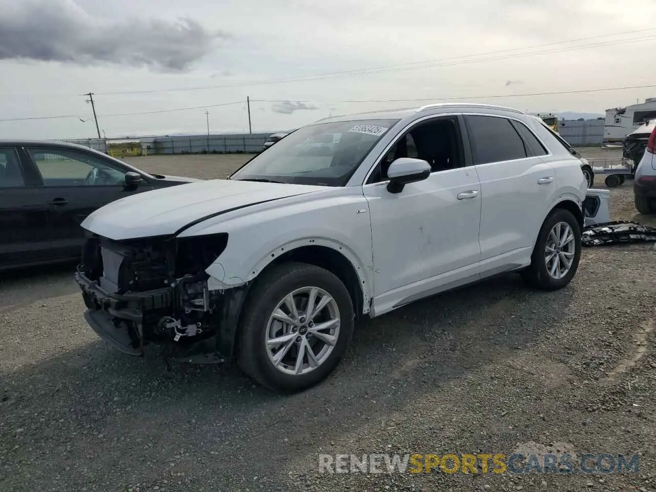 1 Photograph of a damaged car WA1DECF3XP1047508 AUDI Q3 2023