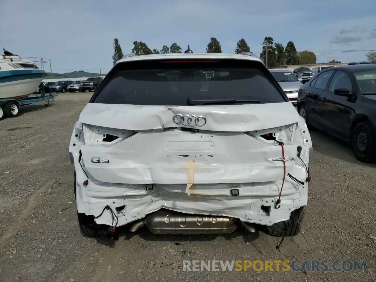 6 Photograph of a damaged car WA1DECF3XP1047508 AUDI Q3 2023