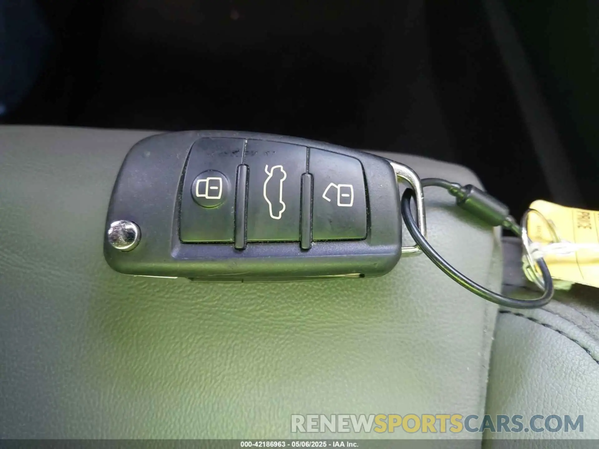 11 Photograph of a damaged car WA1DECF3XP1047685 AUDI Q3 2023