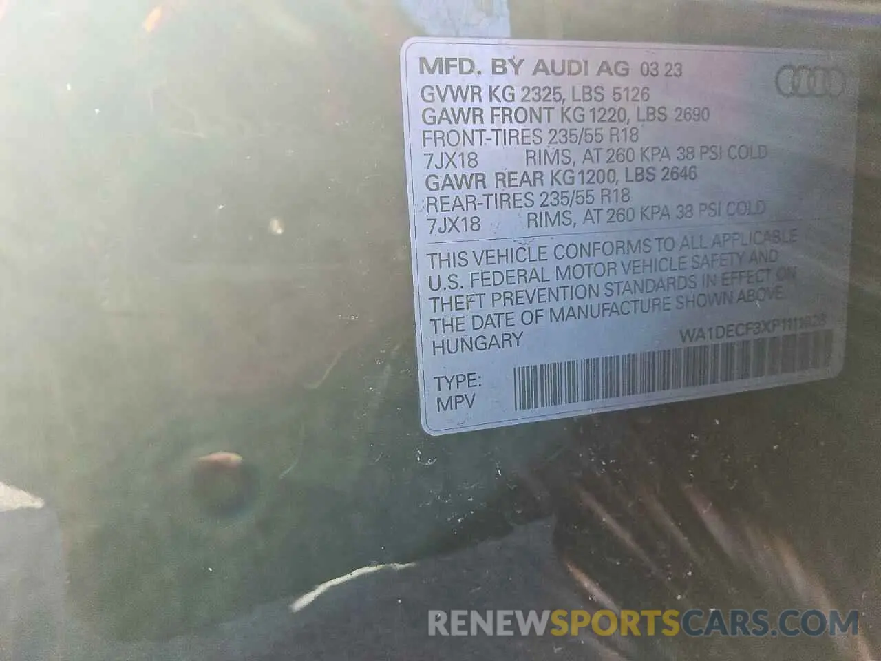 14 Photograph of a damaged car WA1DECF3XP1111028 AUDI Q3 2023