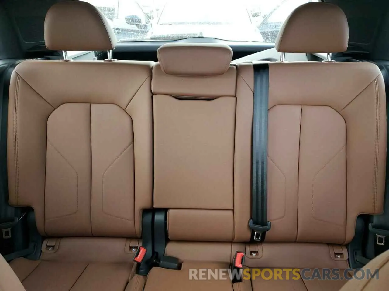10 Photograph of a damaged car WA1DECF3XP1144319 AUDI Q3 2023