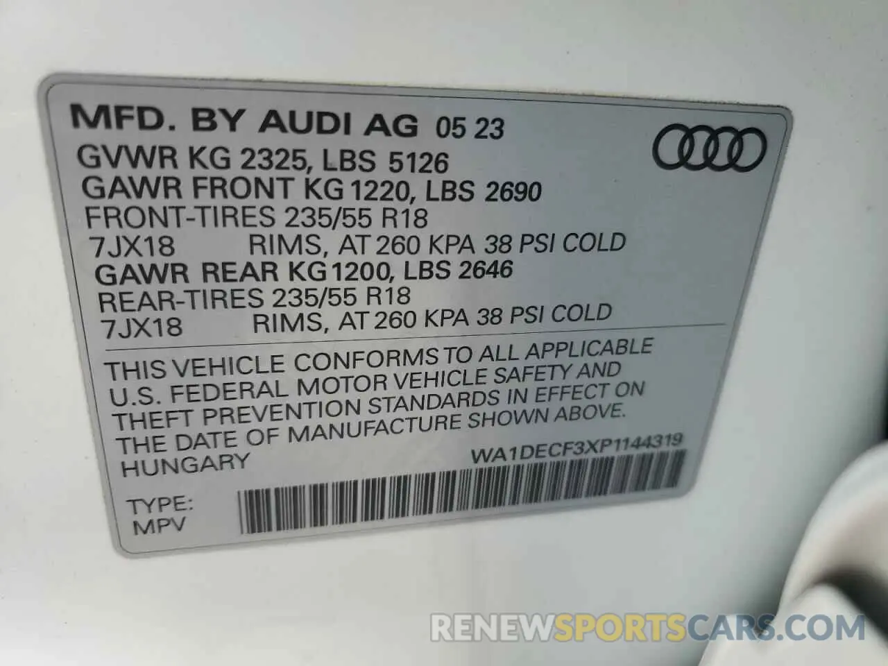 14 Photograph of a damaged car WA1DECF3XP1144319 AUDI Q3 2023