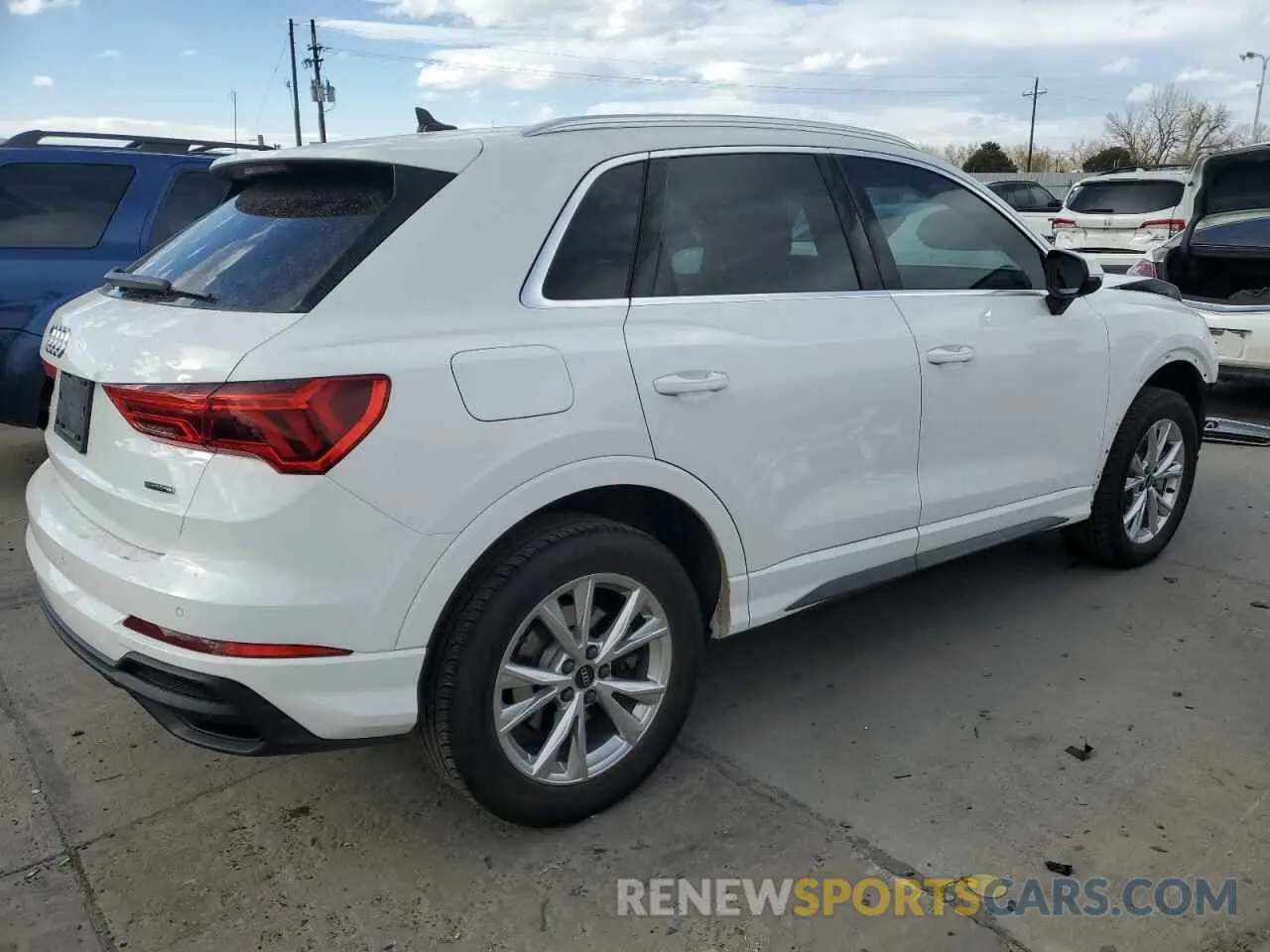 3 Photograph of a damaged car WA1DECF3XP1144319 AUDI Q3 2023