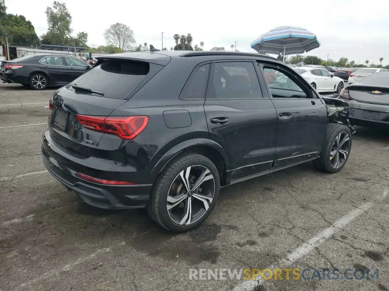 3 Photograph of a damaged car WA1EECF32P1022641 AUDI Q3 2023