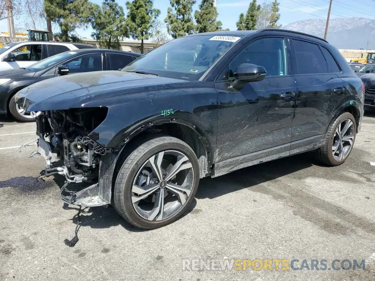 1 Photograph of a damaged car WA1EECF32P1119029 AUDI Q3 2023